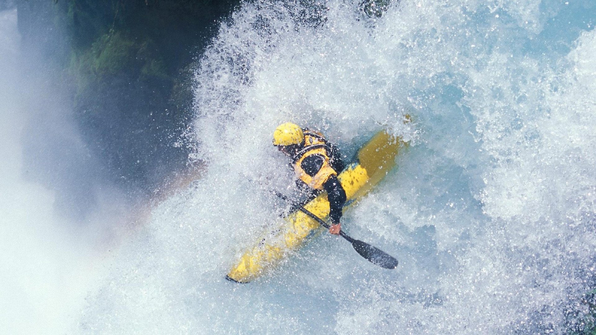开云·体育官网-双人划艇赛：同舟共济的竞技精神，双人划艇夺冠视频